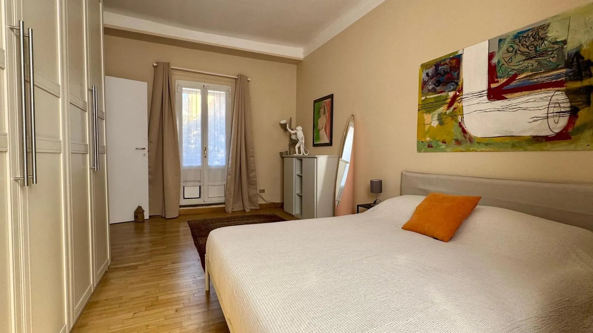 Appartamento In Pagano Vista Parco Con Terrazzo Milan 0*,  Italy