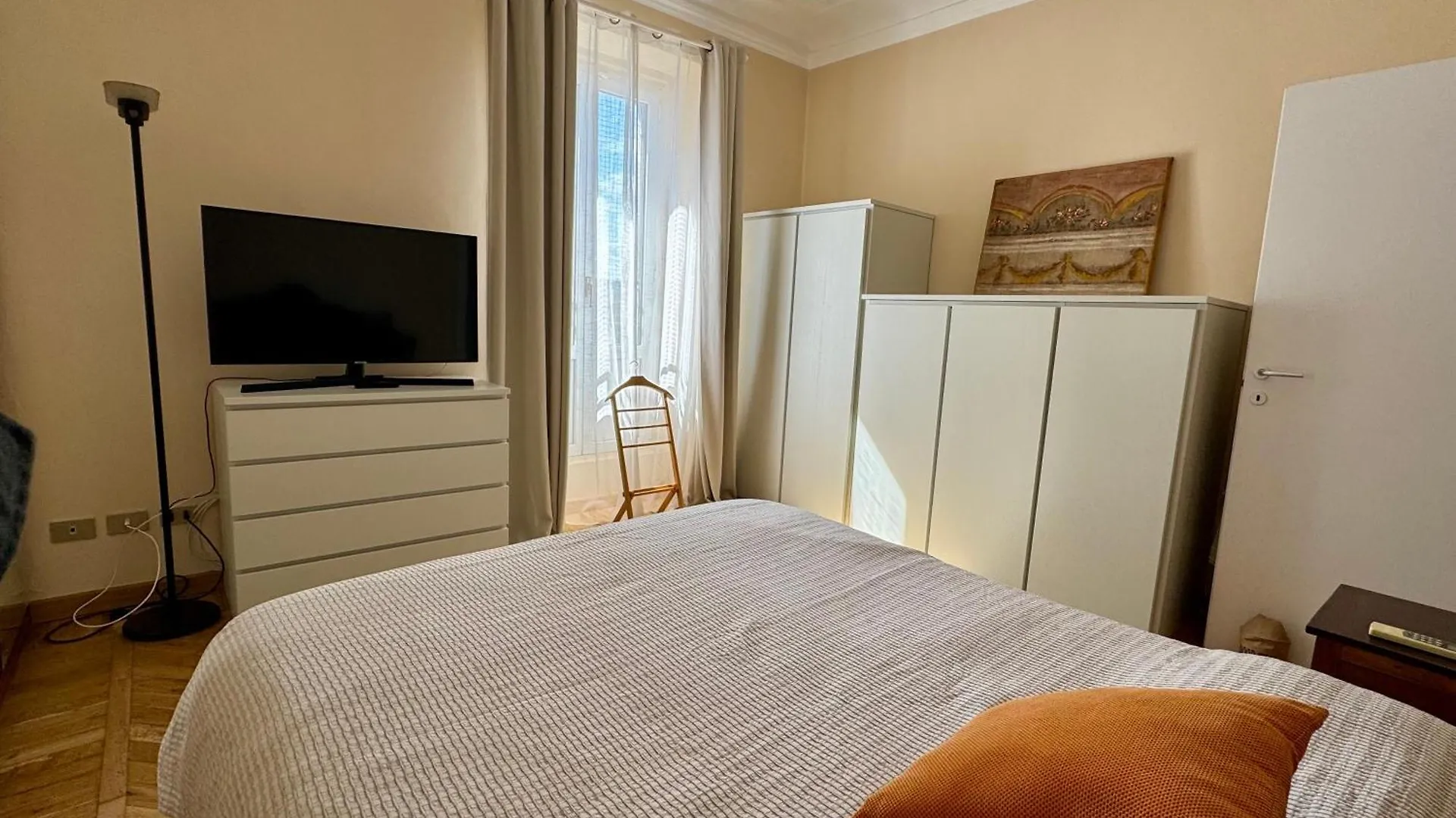 Appartamento In Pagano Vista Parco Con Terrazzo Milan Apartment